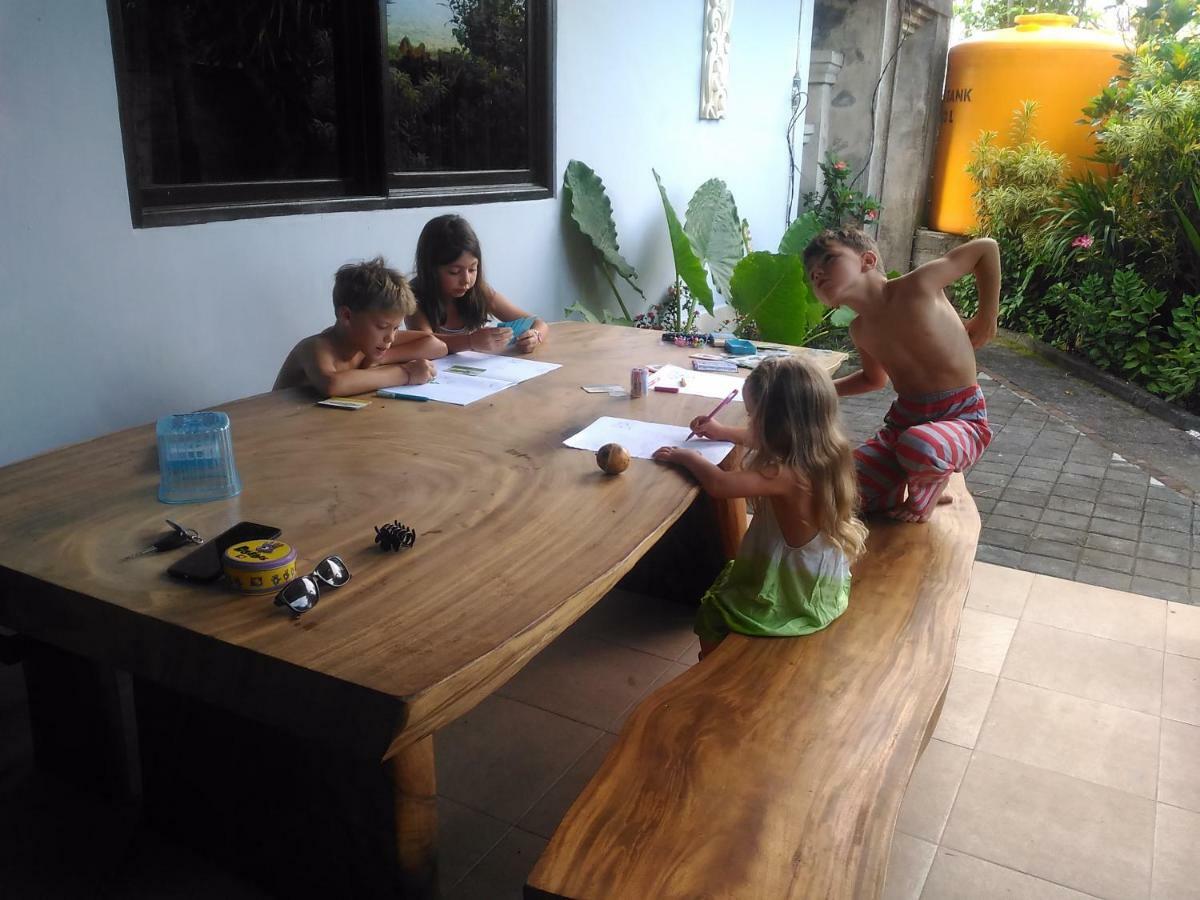 Khrisna Sunrise Homestay Tulamben Экстерьер фото